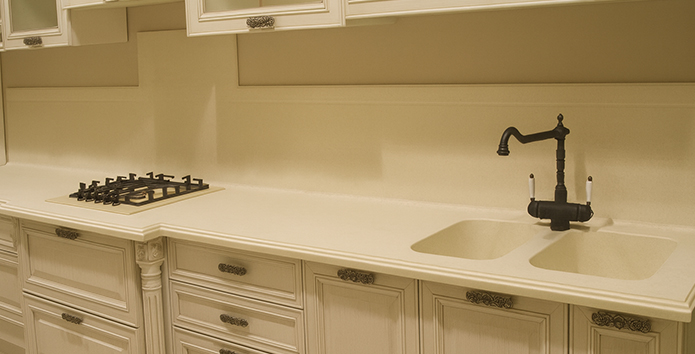 Из какого материала выбрать столешницу?